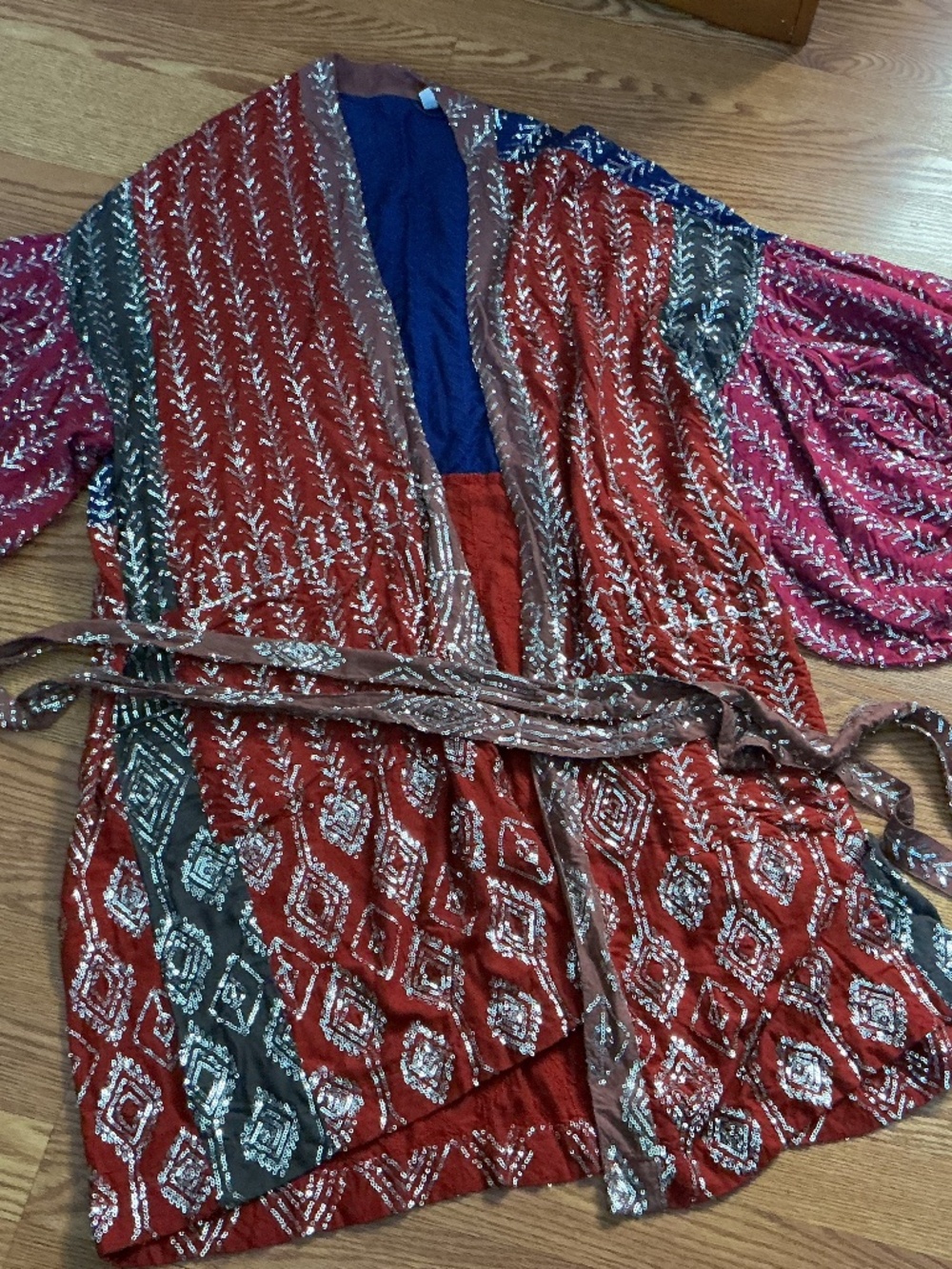 Free People Intimately Colorful Sequined Balloon Sleeved Belted Kimono Robe M